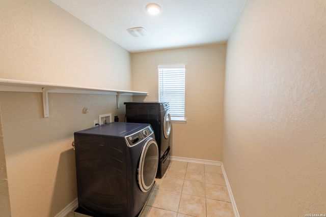 5526 CASTLE BROOK DR, San Antonio, TX 78218