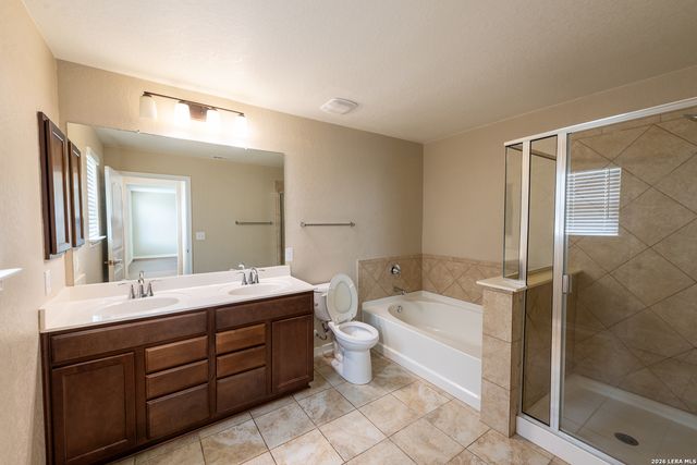 5526 CASTLE BROOK DR, San Antonio, TX 78218