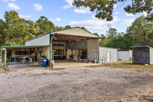 40 Olson Road, New Waverly, TX 77358
