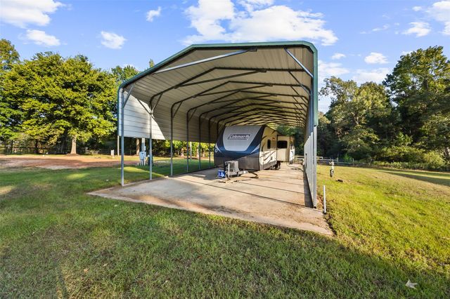 40 Olson Road, New Waverly, TX 77358