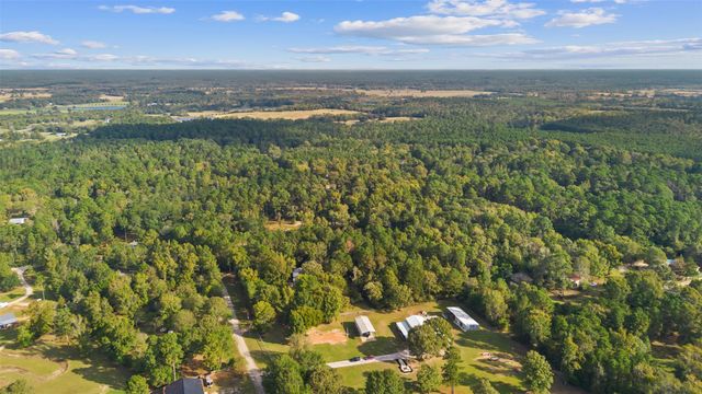 40 Olson Road, New Waverly, TX 77358