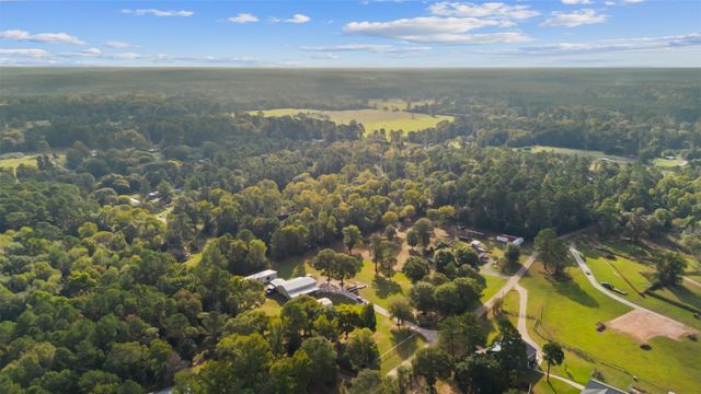 40 Olson Road, New Waverly, TX 77358