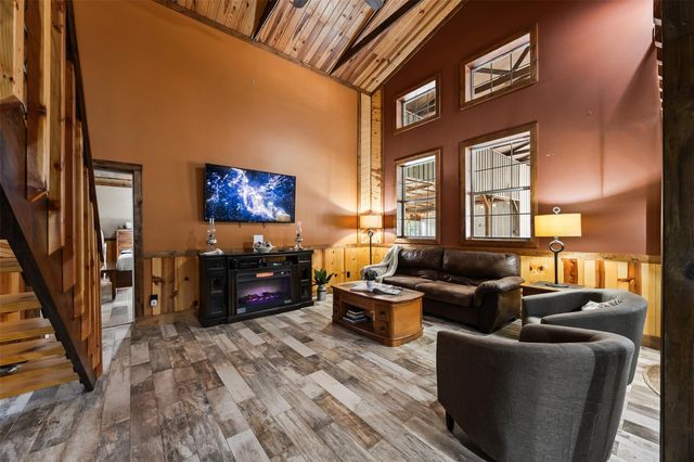 40 Olson Road, New Waverly, TX 77358