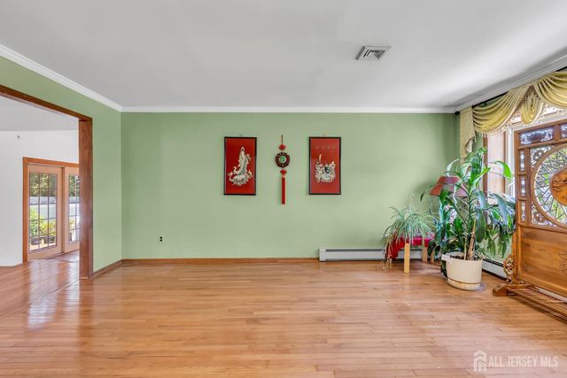 20 Sheldon Place, Piscataway, NJ 08854