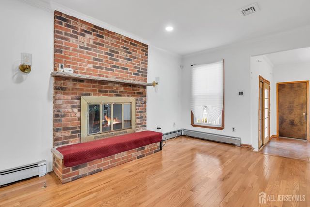 20 Sheldon Place, Piscataway, NJ 08854