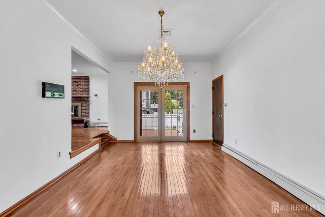 20 Sheldon Place, Piscataway, NJ 08854