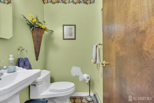 20 Sheldon Place, Piscataway, NJ 08854