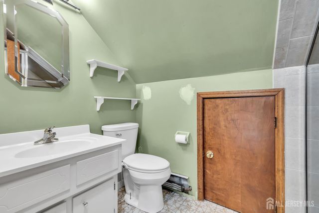 20 Sheldon Place, Piscataway, NJ 08854