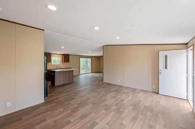 177 Georgia Ave, S, Parsons, TN 38363