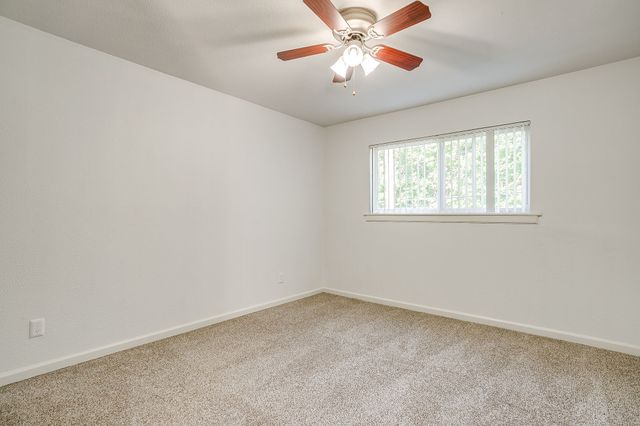 3870 Tulsa Way 16, Fort Worth, TX 76107