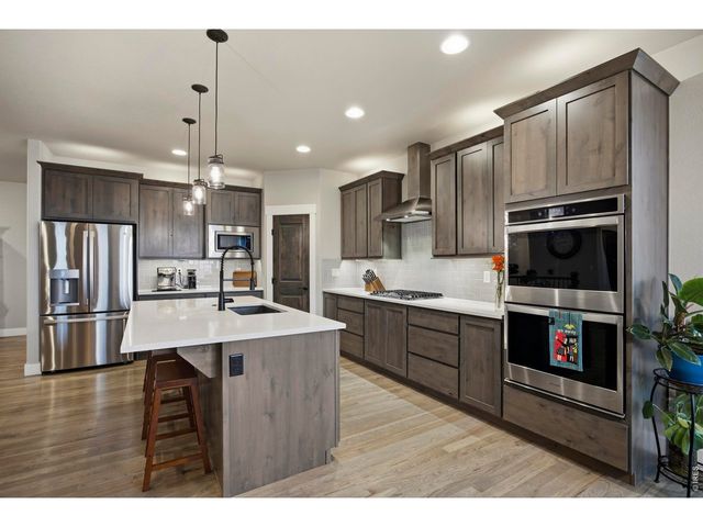 1827 Castle Hill Dr, Windsor, CO 80550