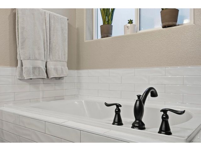 1827 Castle Hill Dr, Windsor, CO 80550