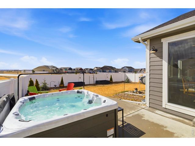 1827 Castle Hill Dr, Windsor, CO 80550