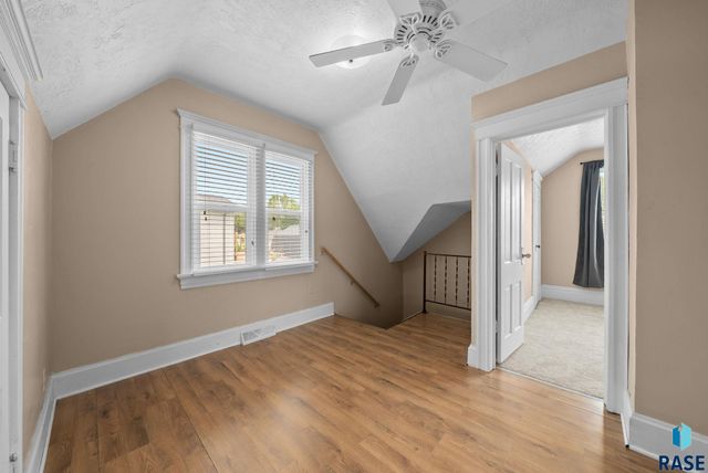 201 Nidaros Ave Avenue, Baltic, SD 57003