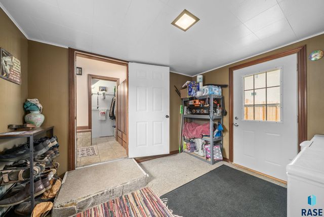 201 Nidaros Ave Avenue, Baltic, SD 57003