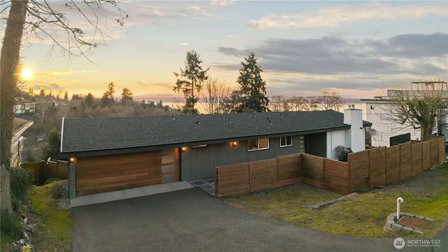 29603 1st Avenue S, Federal Way, WA 98003