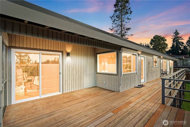 29603 1st Avenue S, Federal Way, WA 98003