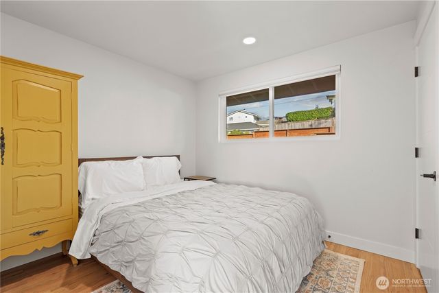 29603 1st Avenue S, Federal Way, WA 98003