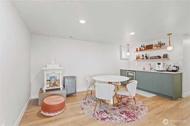 29603 1st Avenue S, Federal Way, WA 98003