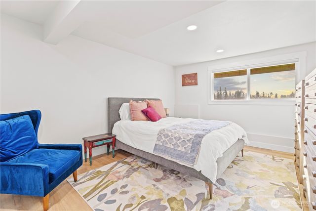 29603 1st Avenue S, Federal Way, WA 98003