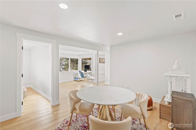 29603 1st Avenue S, Federal Way, WA 98003