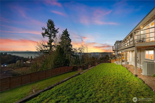 29603 1st Avenue S, Federal Way, WA 98003