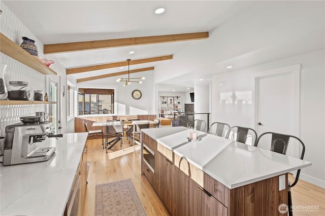 29603 1st Avenue S, Federal Way, WA 98003