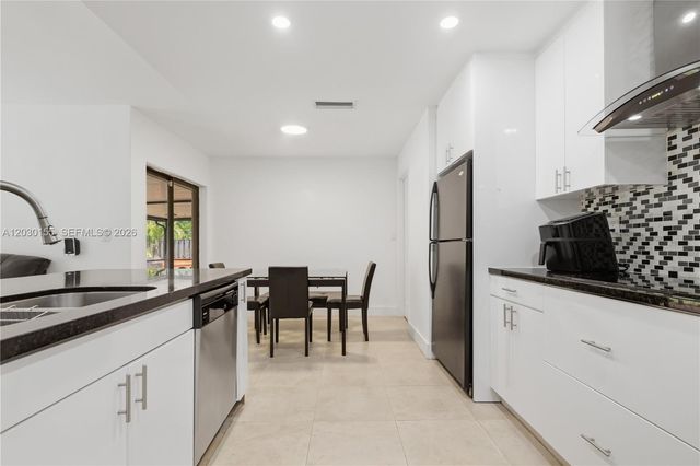 12106 Lymestone Way, Cooper City, FL 33026