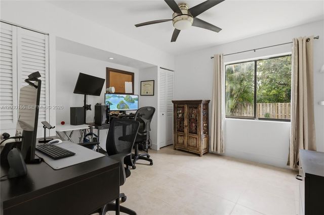12106 Lymestone Way, Cooper City, FL 33026