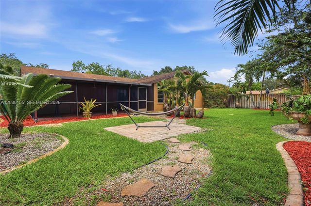 12106 Lymestone Way, Cooper City, FL 33026