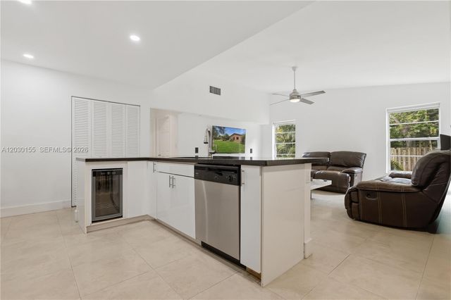 12106 Lymestone Way, Cooper City, FL 33026