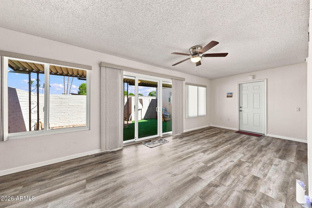 13409 N EMBERWOOD Drive, Sun City, AZ 85351 — photo 5