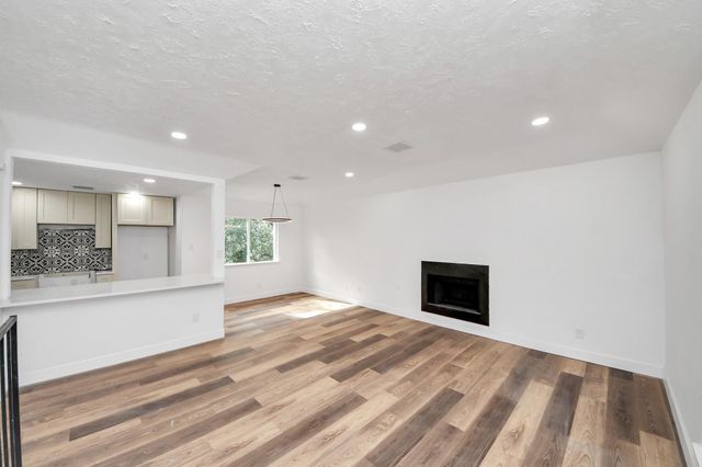 19306 Gladewater Court, Tomball, TX 77375