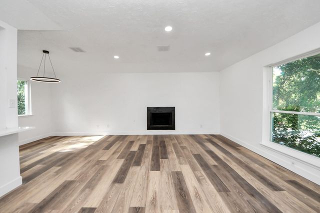 19306 Gladewater Court, Tomball, TX 77375