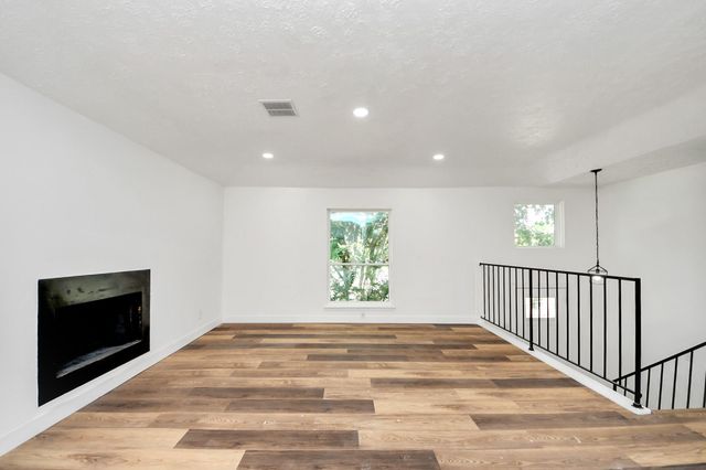 19306 Gladewater Court, Tomball, TX 77375