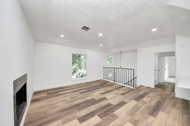 19306 Gladewater Court, Tomball, TX 77375