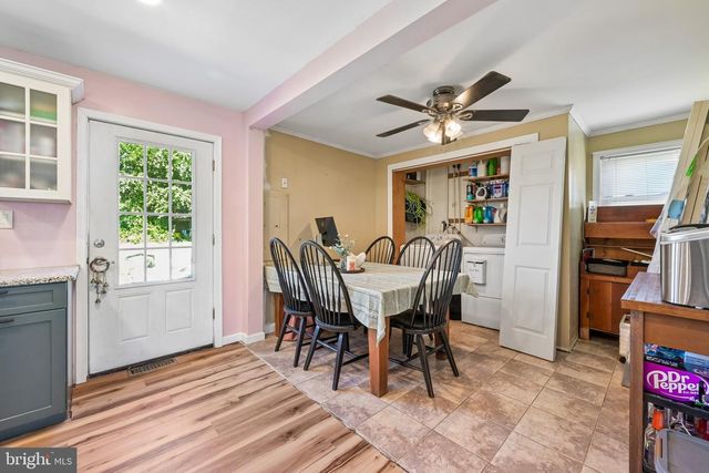 428 FLANDERS RD, Burlington, NJ 08016