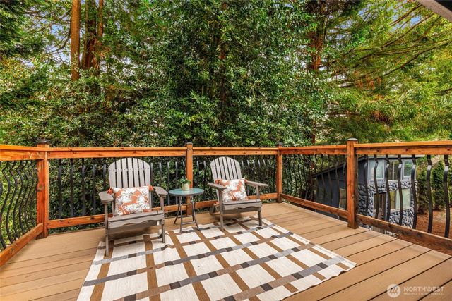 5839 NE 197th Street, Kenmore, WA 98028