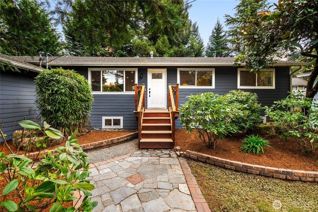 5839 NE 197th Street, Kenmore, WA 98028