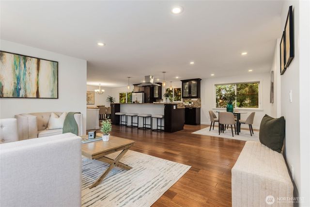 5839 NE 197th Street, Kenmore, WA 98028