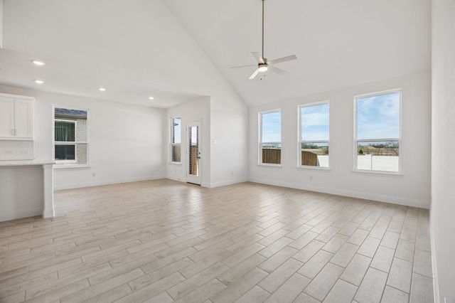 1100 Pomodoro Place, Princeton, TX 75407