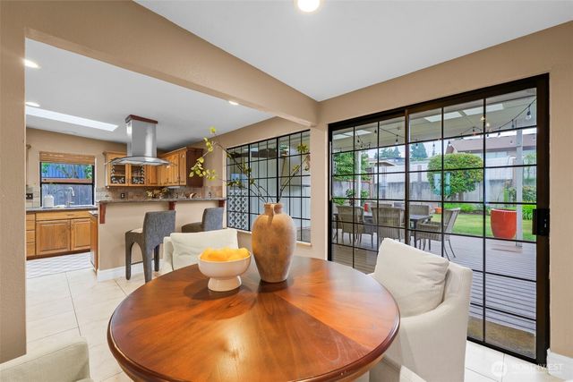 1871 N Skyline Drive, Tacoma, WA 98406
