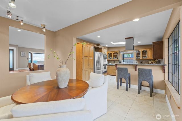 1871 N Skyline Drive, Tacoma, WA 98406