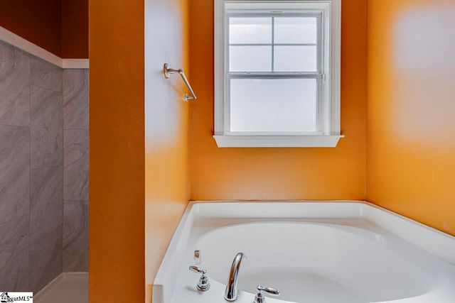 1024 Blythwood Drive, Piedmont, SC 29673