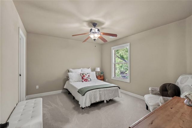 1505 NE Chapel Hill Drive, Bentonville, AR 72712