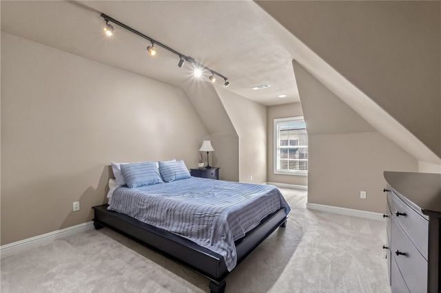 1505 NE Chapel Hill Drive, Bentonville, AR 72712