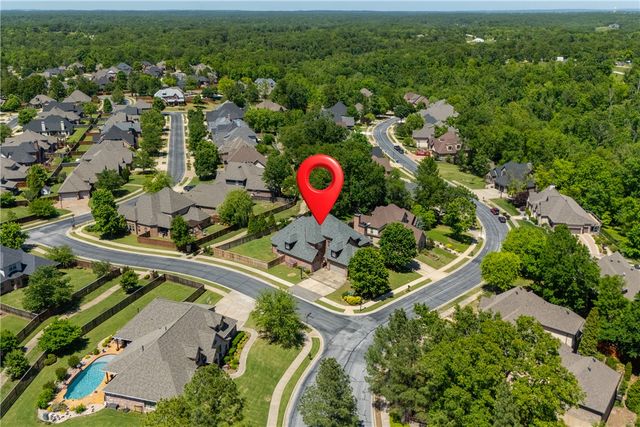 1505 NE Chapel Hill Drive, Bentonville, AR 72712