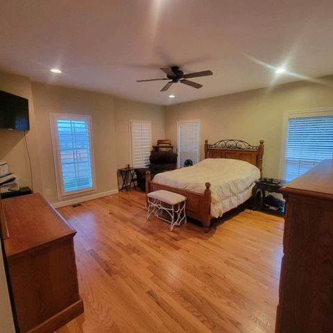 828 Prosser Rd, Leoma, TN 38468