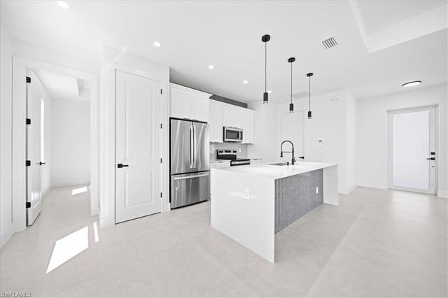 2724 NW 21st ST, Cape Coral, FL 33993