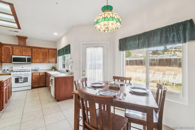 1346 Wilson Rd, Ramona, CA 92065